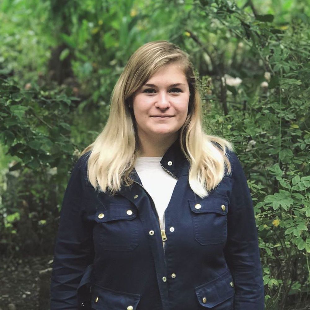 Meet your Posher, Maddie